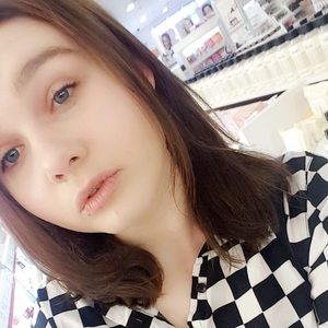 Meet your Posher, Erika